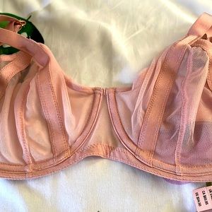 VS NWT Mesh clear bra